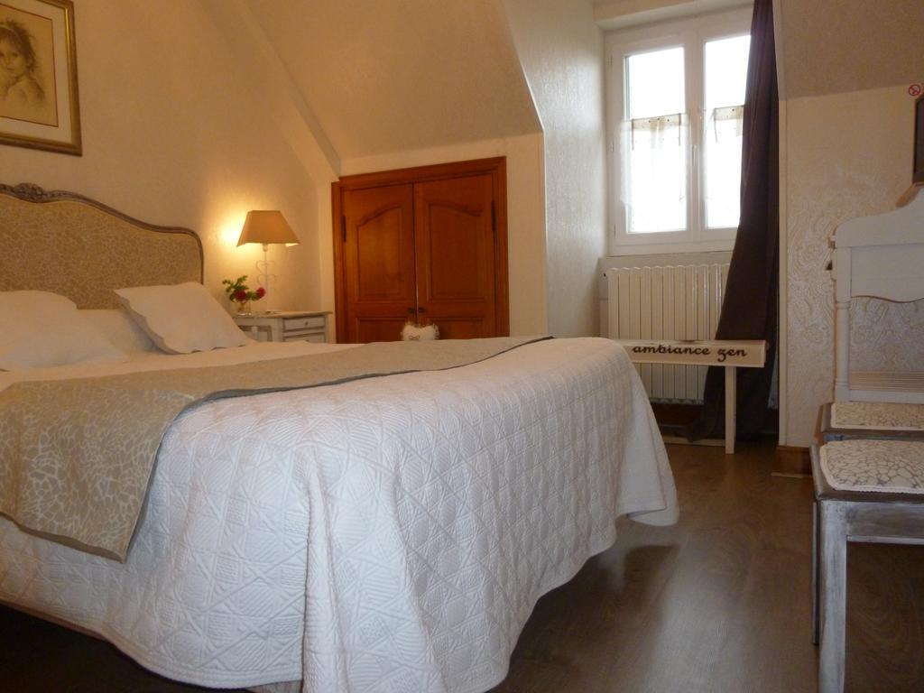 Chambres D'Hotes Le Clos Des Senteurs Малемор Екстериор снимка